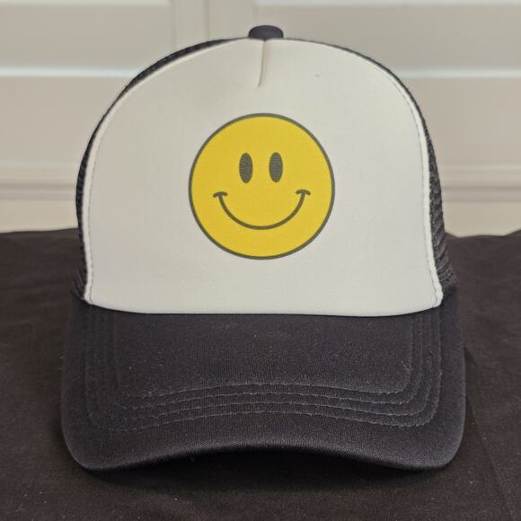 Happy Face Trucker Hat Black And White Adult Adjustable - Picture 1 of 4